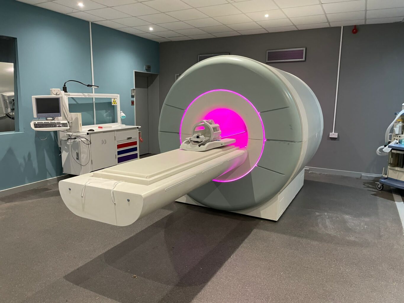 MRI Scanner pink lighting